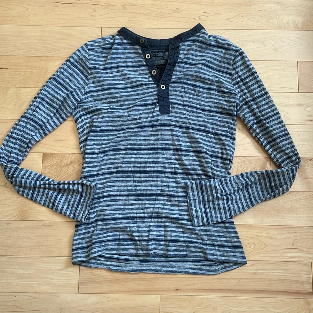 Forever21 Men’s Long Sleeve Henley